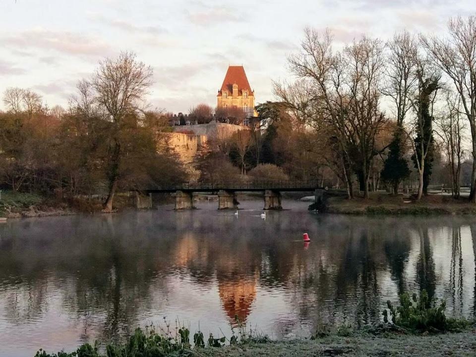 Le Domaine Des Platanes Bourg-Charente Exterior foto